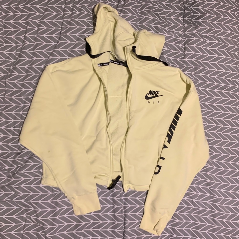 cropped nike air zip-up